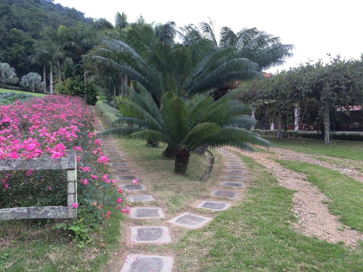 Tureck Garten * Corupa